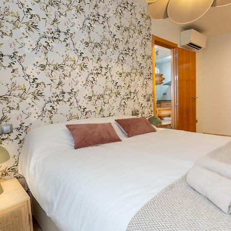 Teatro Suites Malaga City Flat Exteriör bild