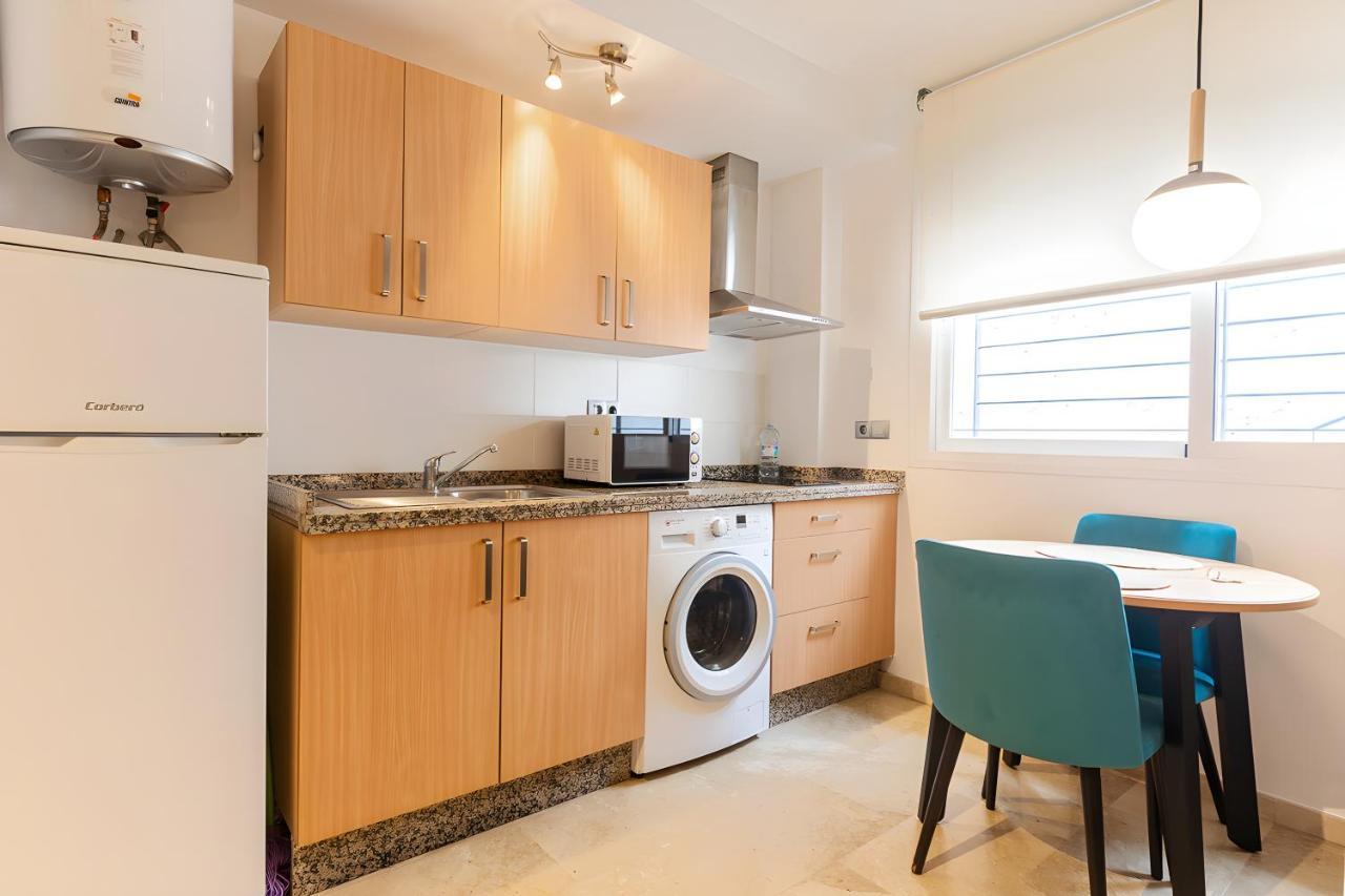 Teatro Suites Malaga City Flat Exteriör bild