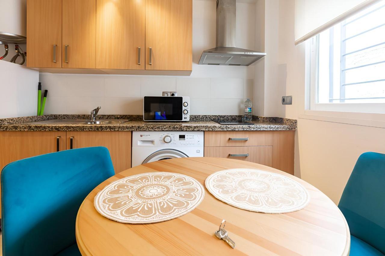Teatro Suites Malaga City Flat Exteriör bild