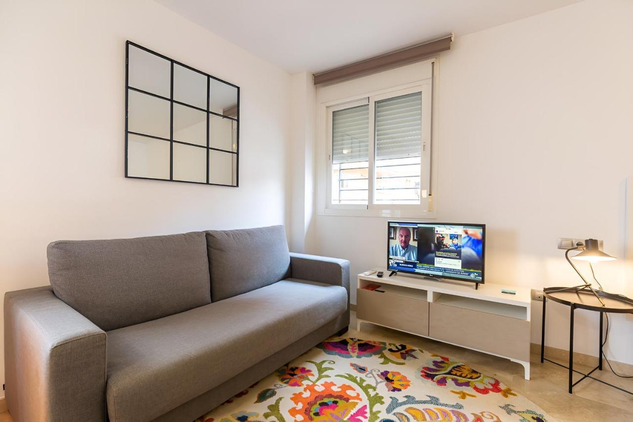 Teatro Suites Malaga City Flat Exteriör bild