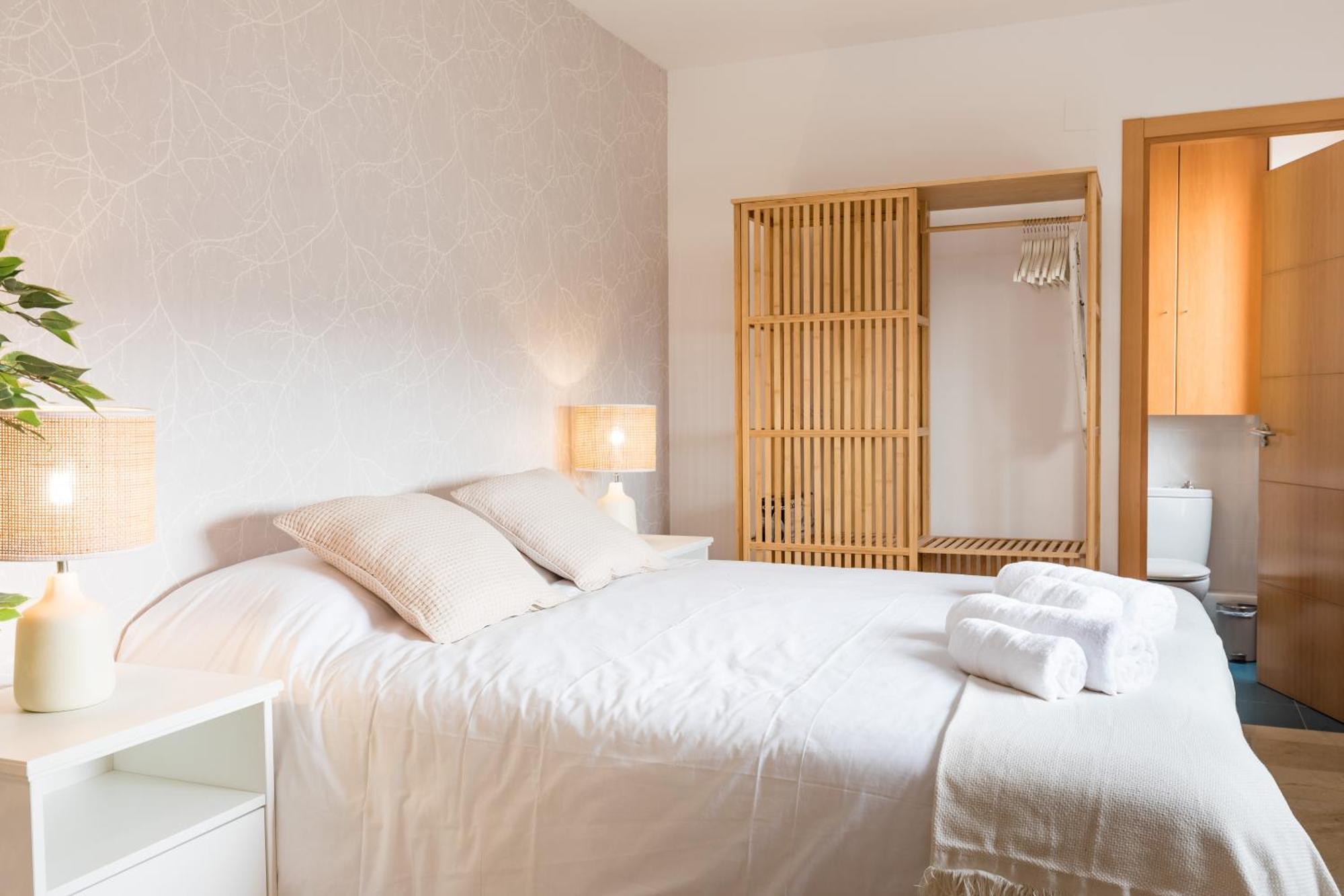 Teatro Suites Malaga City Flat Exteriör bild